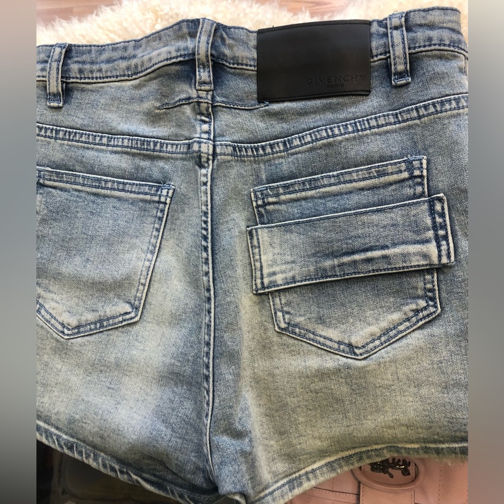 GIVENCHY  high‎ rise shortie ,good condition - Picture 2 of 5